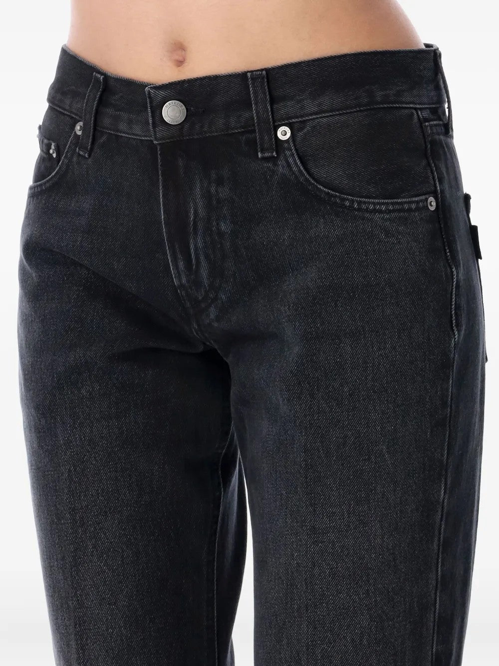 JEANS Nero Haikure