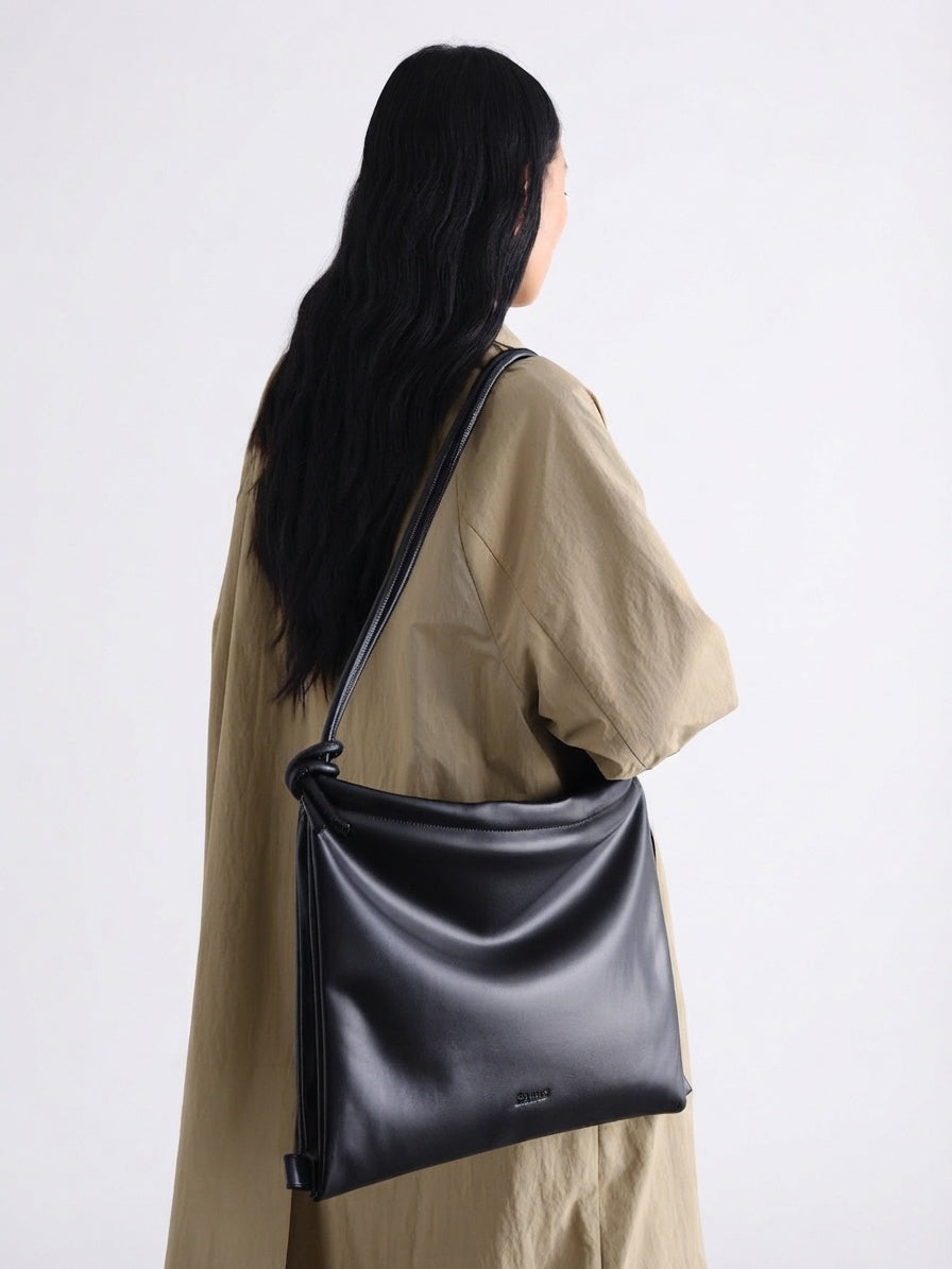 BORSA  Nero Ölend