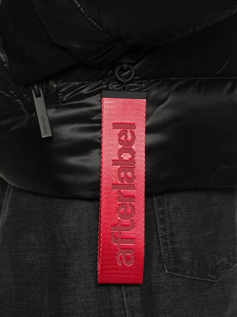GIUBBOTTO Nero After Label