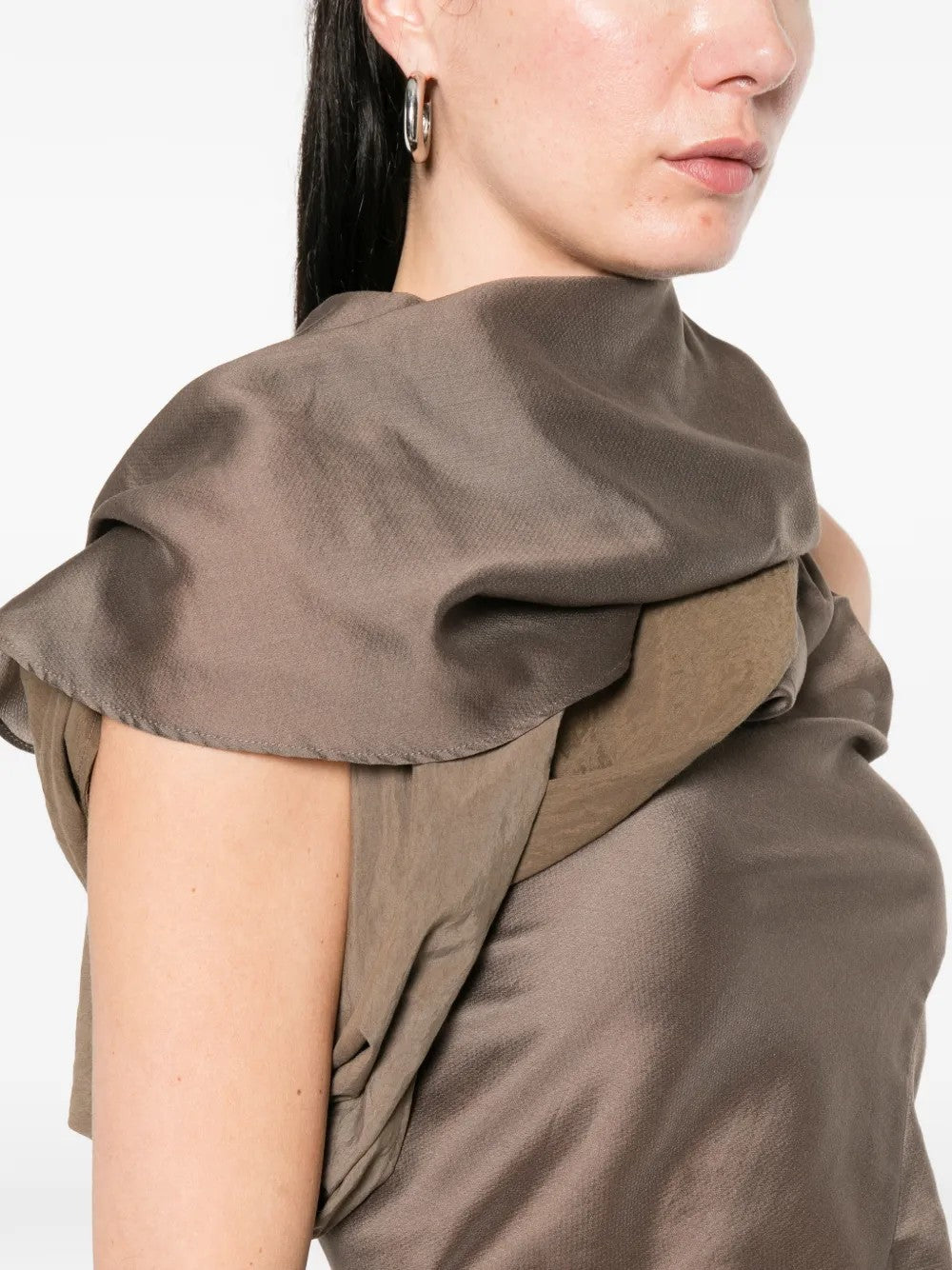 TOP Marrone Entire Studios