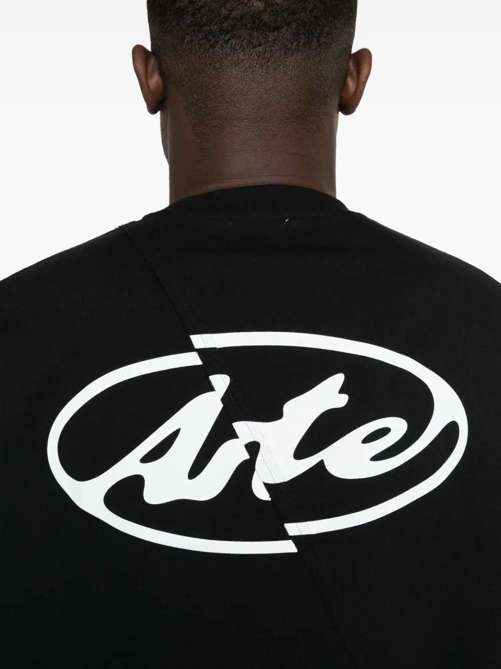 MAGLIA Nero Arte